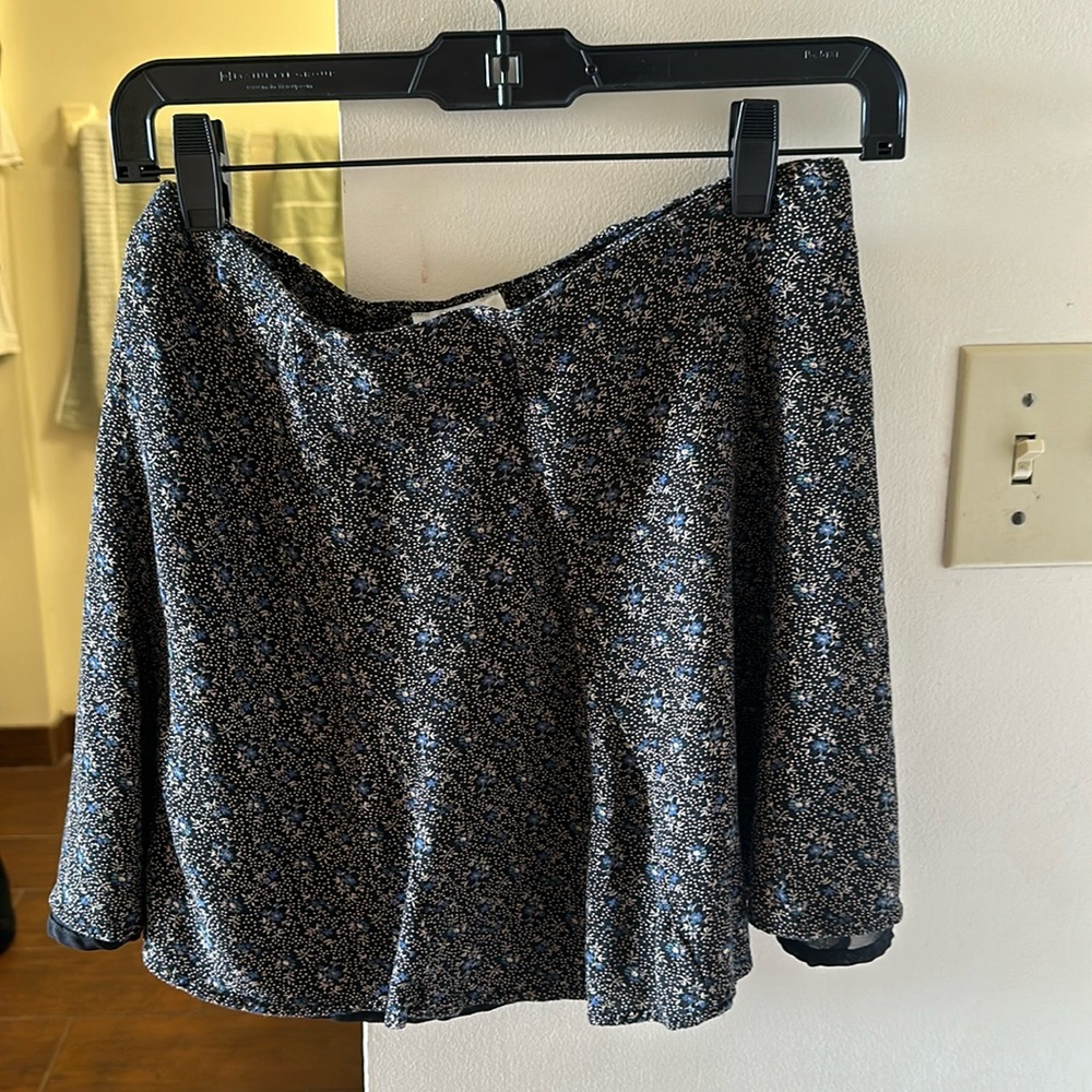 american eagle mini skirt, floral print, lightly worn